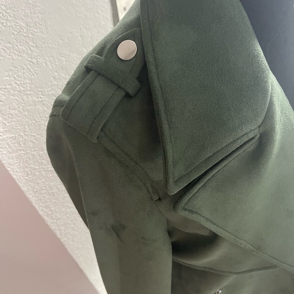 Magaschoni long trench jacket size M good condition Great for spring - Picture 2 of 12